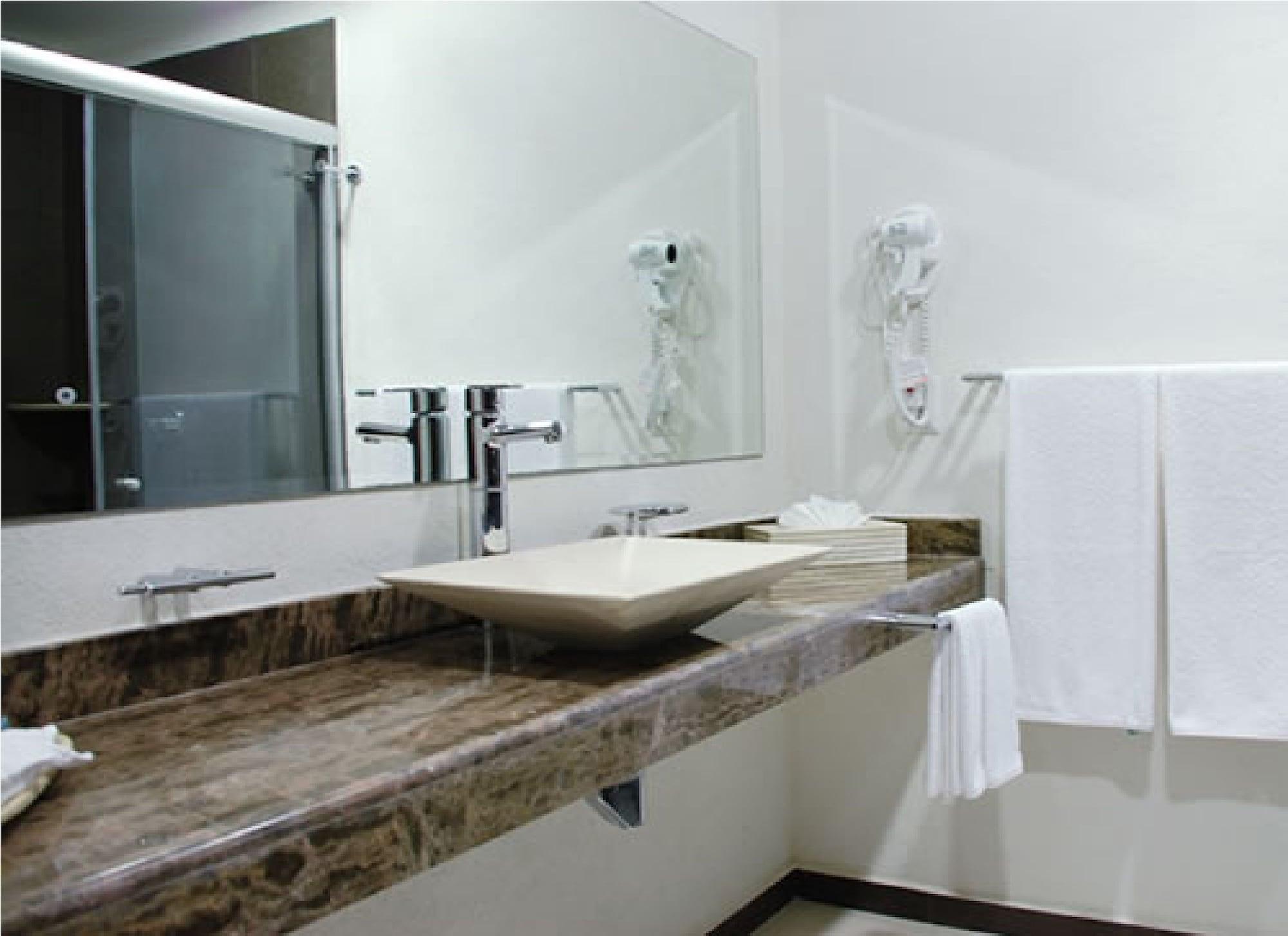 Comfort Inn Cancun Aeropuerto Eksteriør bilde