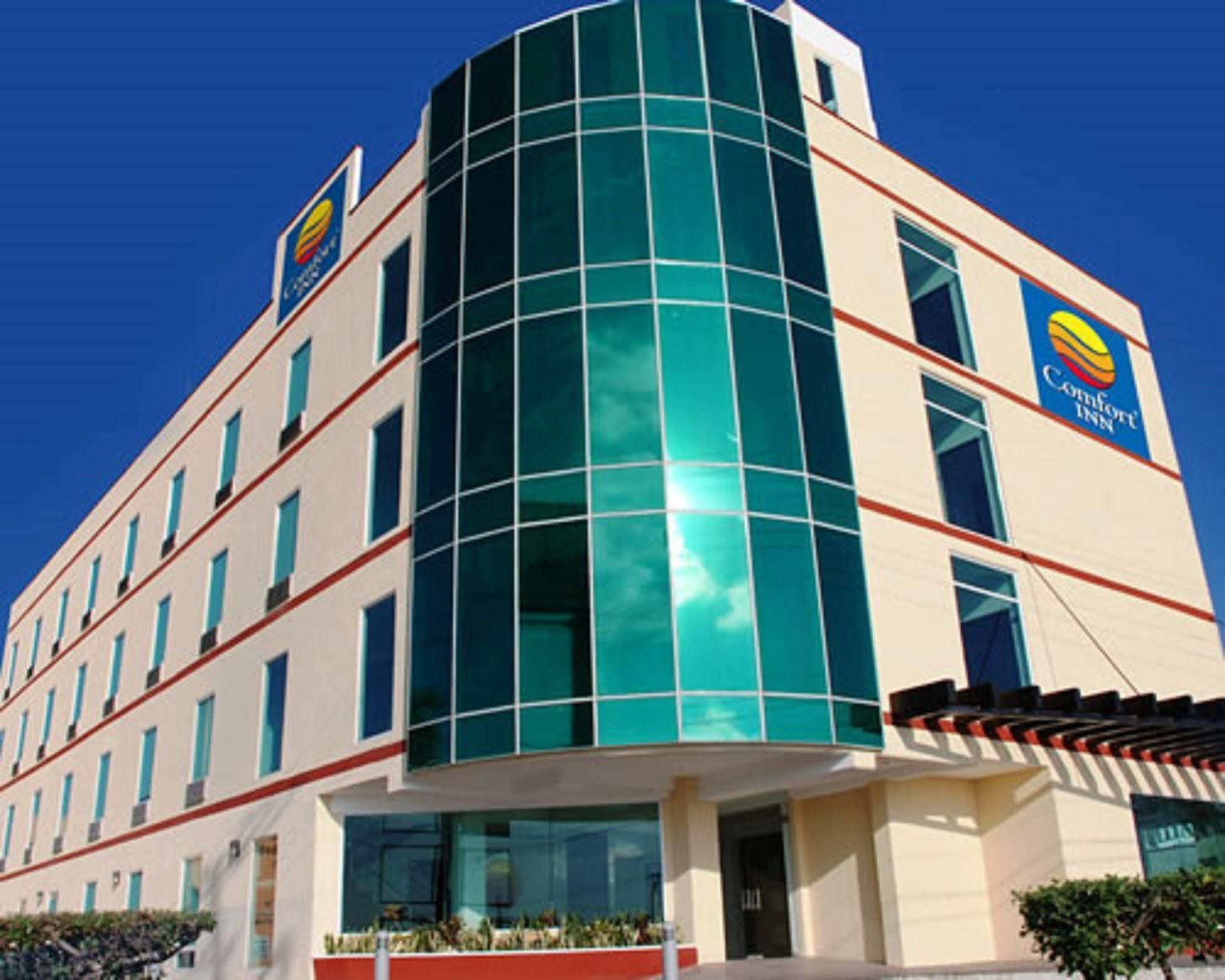 Comfort Inn Cancun Aeropuerto Eksteriør bilde